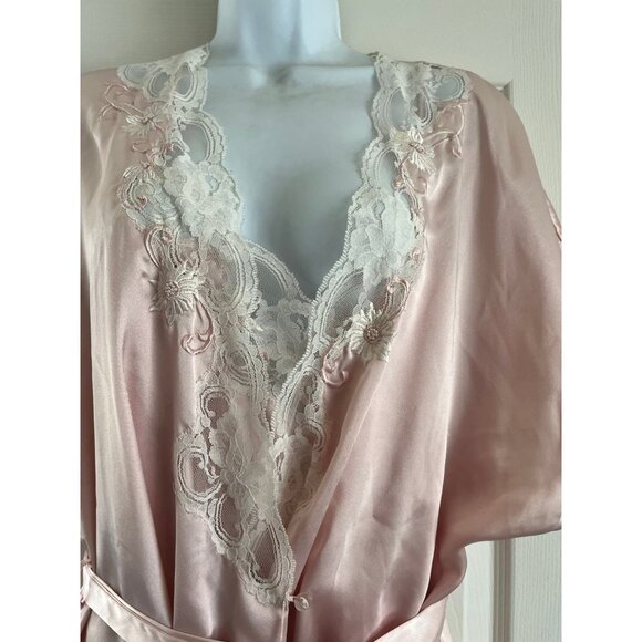 Vintage 1980's Etienne Peignoir Set Nightgown (S) and Robe (S) Pink With Beige - Picture 8 of 10